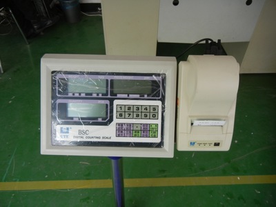 廈門聯(lián)貿(mào)帶BSWC-60kg電子稱 帶上下限報(bào)警功能的精密臺秤